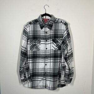 Montage Button Down Flannel Shirt Sz Large Cotton Plaid Black and White Shacket